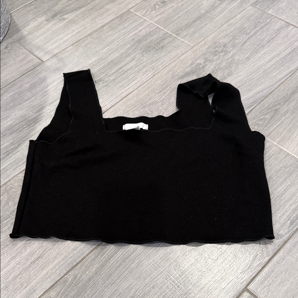 Women’s Assorted Clothes - Picture 2 of 5
